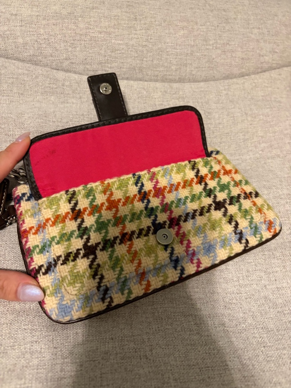 Coach Tattersall Houndstooth wristlet - Picture 4 of 5